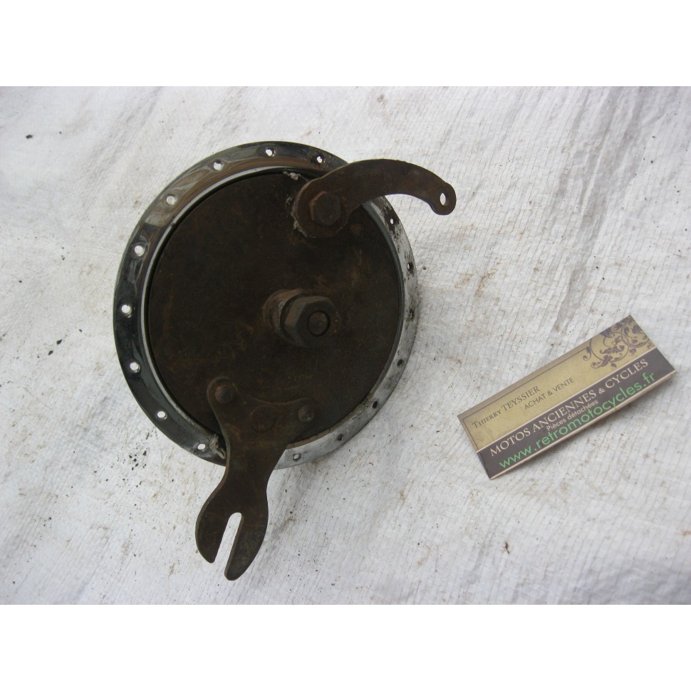 Moyeu arrière Ø 118 mm.