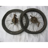 paire de roue de triporteur