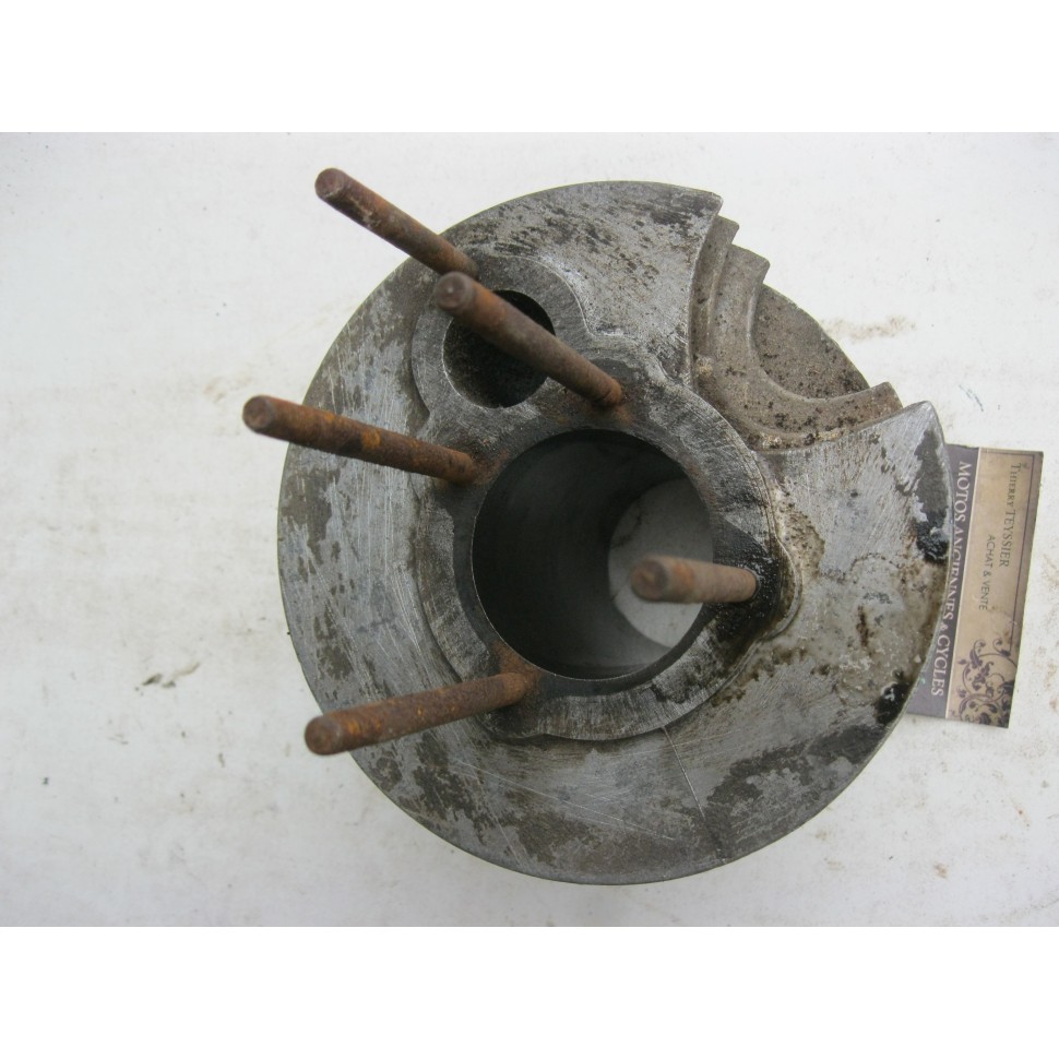 cylindre AMC 175