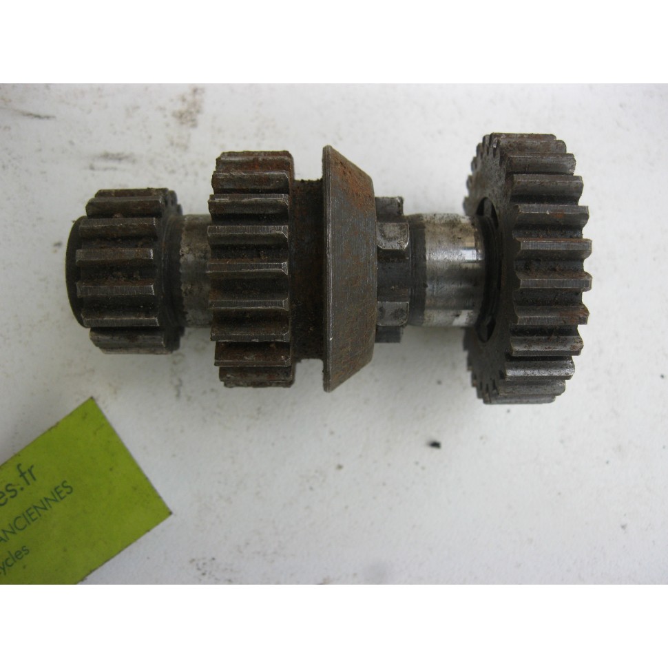 pignon PEUGEOT 125 ( 3 V). N.O.S
