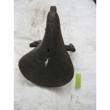 selle avec support amortisseur. Ancêtre.