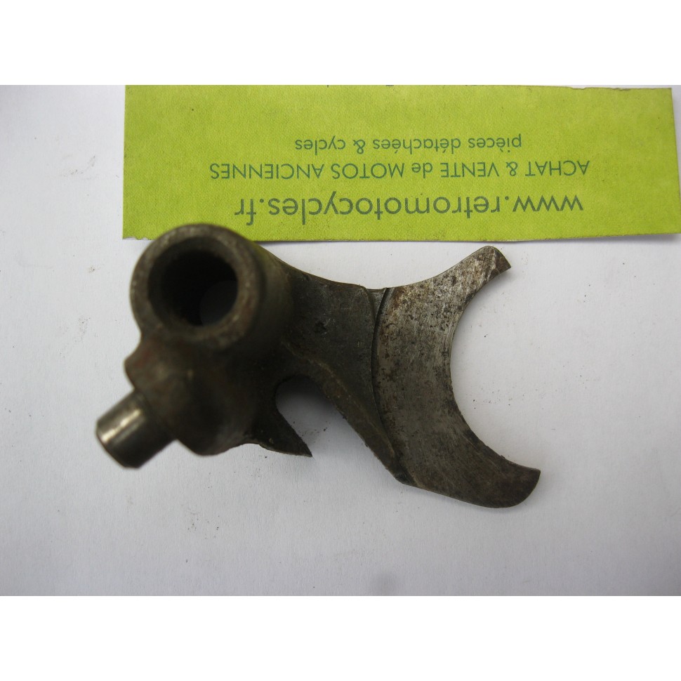 fourchette de boite TERROT 125.