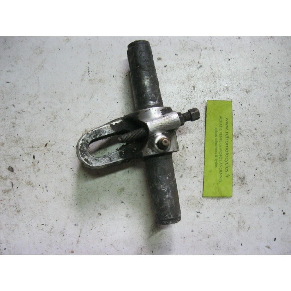 support de roue MOTOBECANE 175 Z2C
