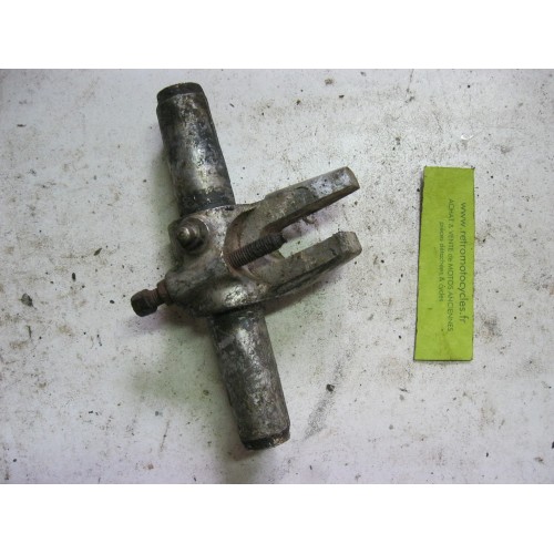 support de roue MOTOBECANE 125 D45