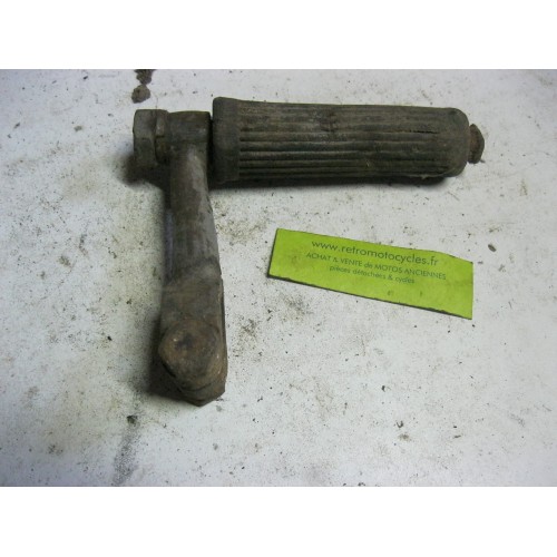 repose pieds PEUGEOT