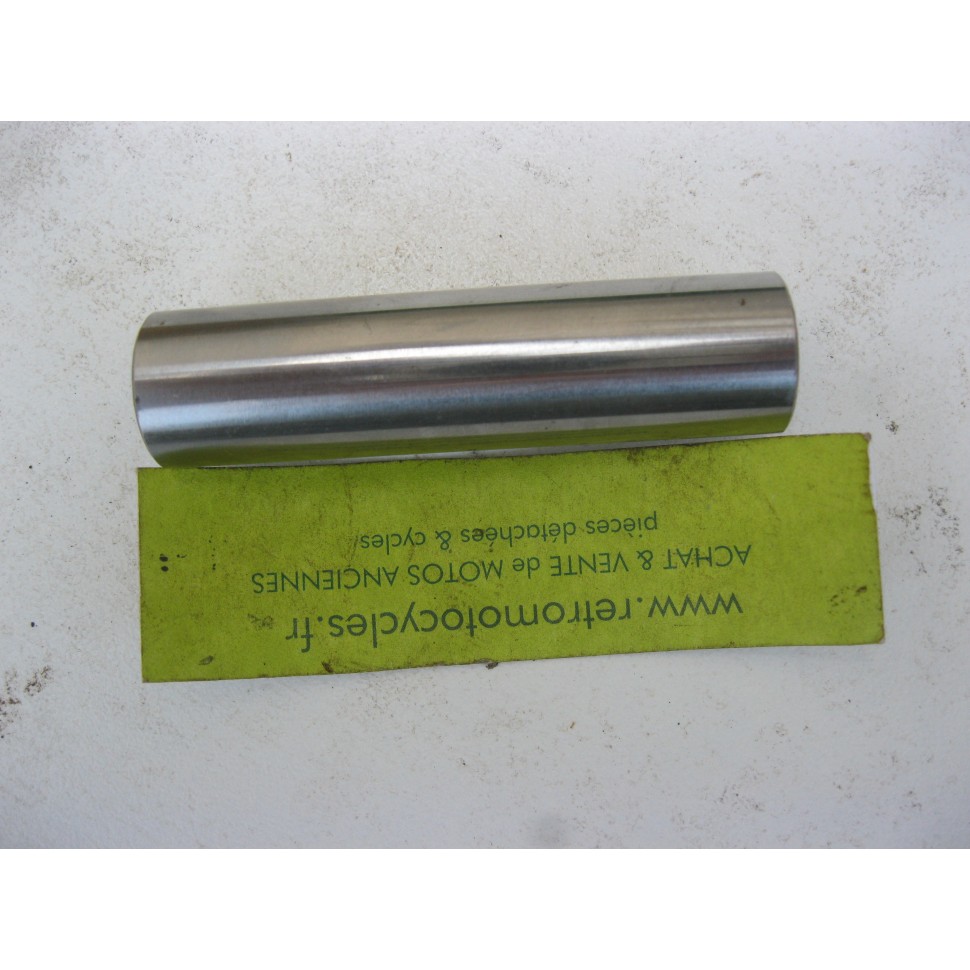 axe de piston Ø 18 mm.