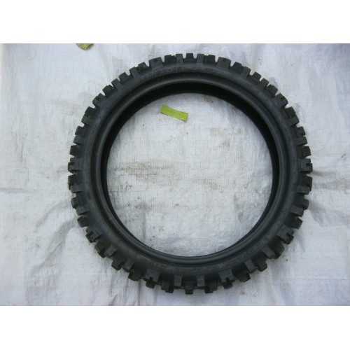 pneu cross DUNLOP 110 / 90-19. N.O.S.