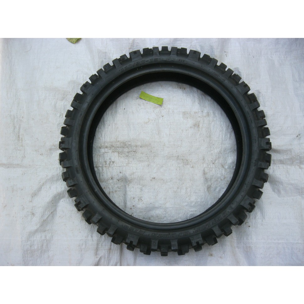 pneu cross DUNLOP 110 / 90-19. N.O.S.