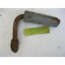 paire de repose pied pilote PEUGEOT 125 / 175