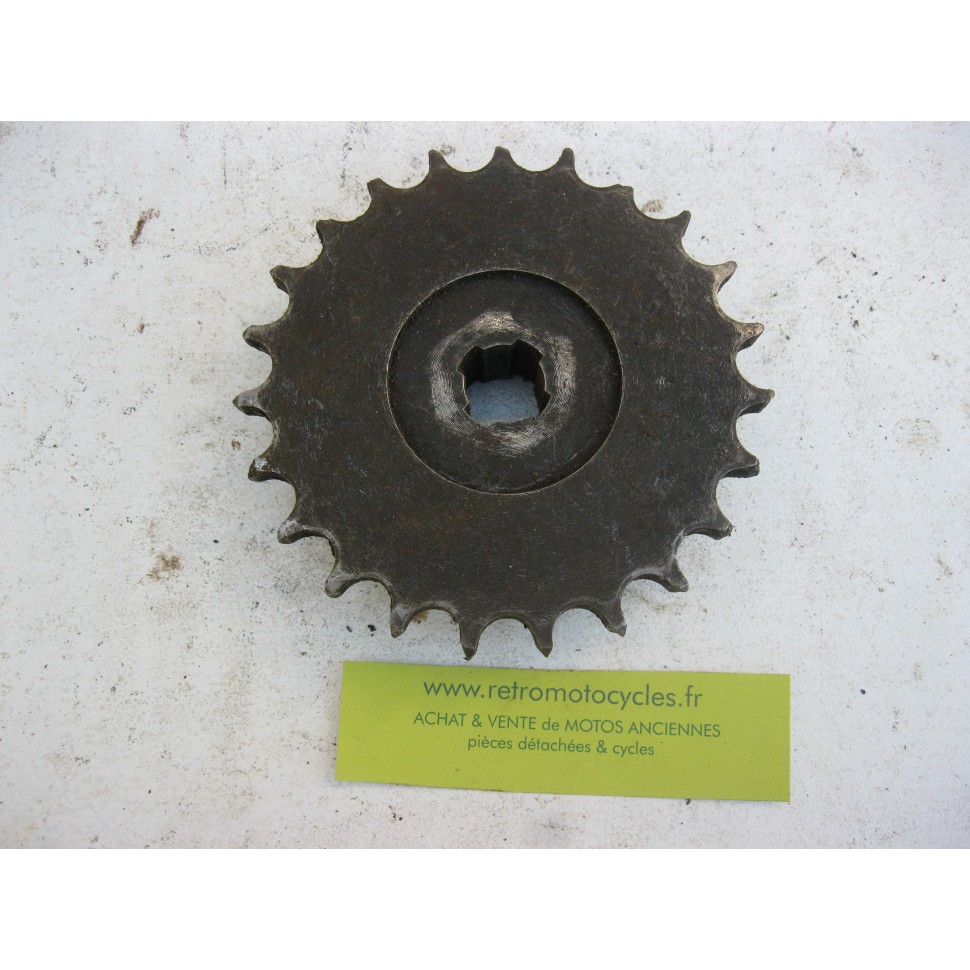 pignon sortie moteur CHAISE DOLLAR 350