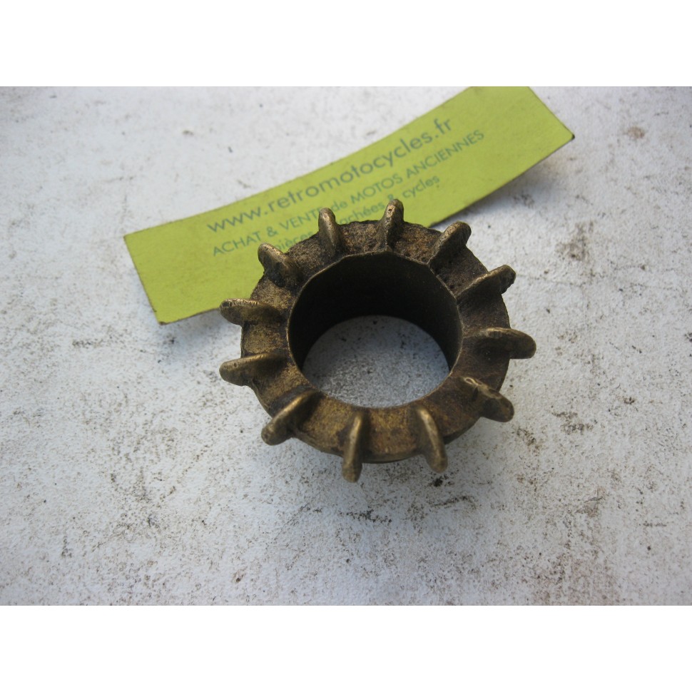 écrou d'échappement MOTOBECANE AV3