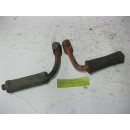 paire de repose pied pilote PEUGEOT 125 / 175