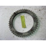 couronne 46 dents.