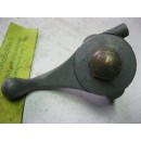 manette  gauche, d'avance