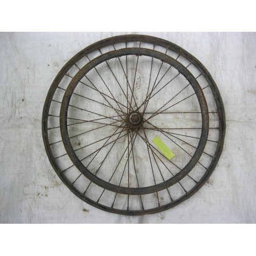 roue arrière, " A talon " TERROT 175 IT, ancêtre