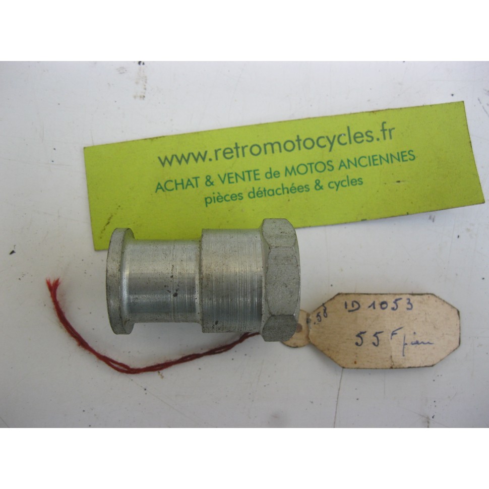 écrou de roue  PEUGEOT 125. N.O.S