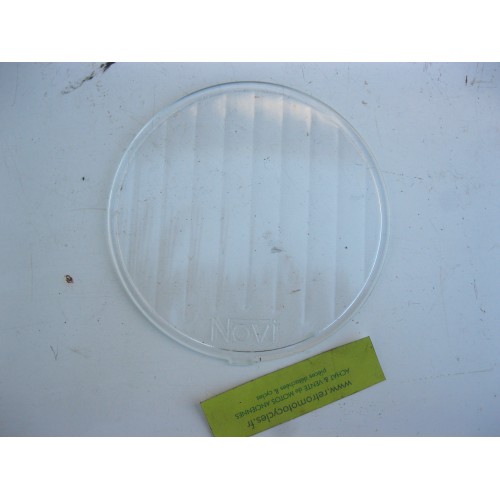 verre de phare NOVI &Oslash; 135 mm.