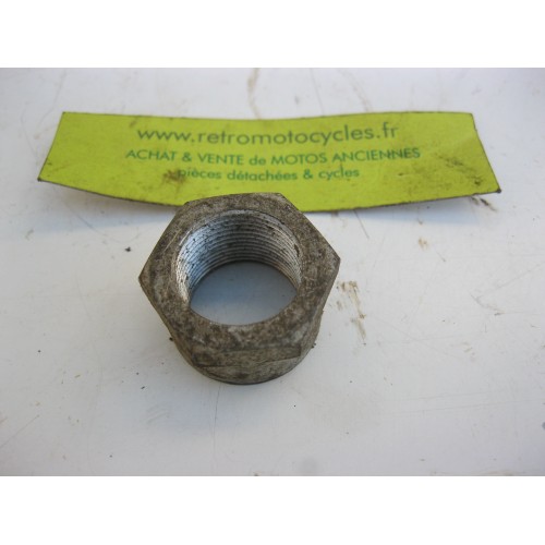 ecrou d'axe de roue TERROT 125. N.O.S.