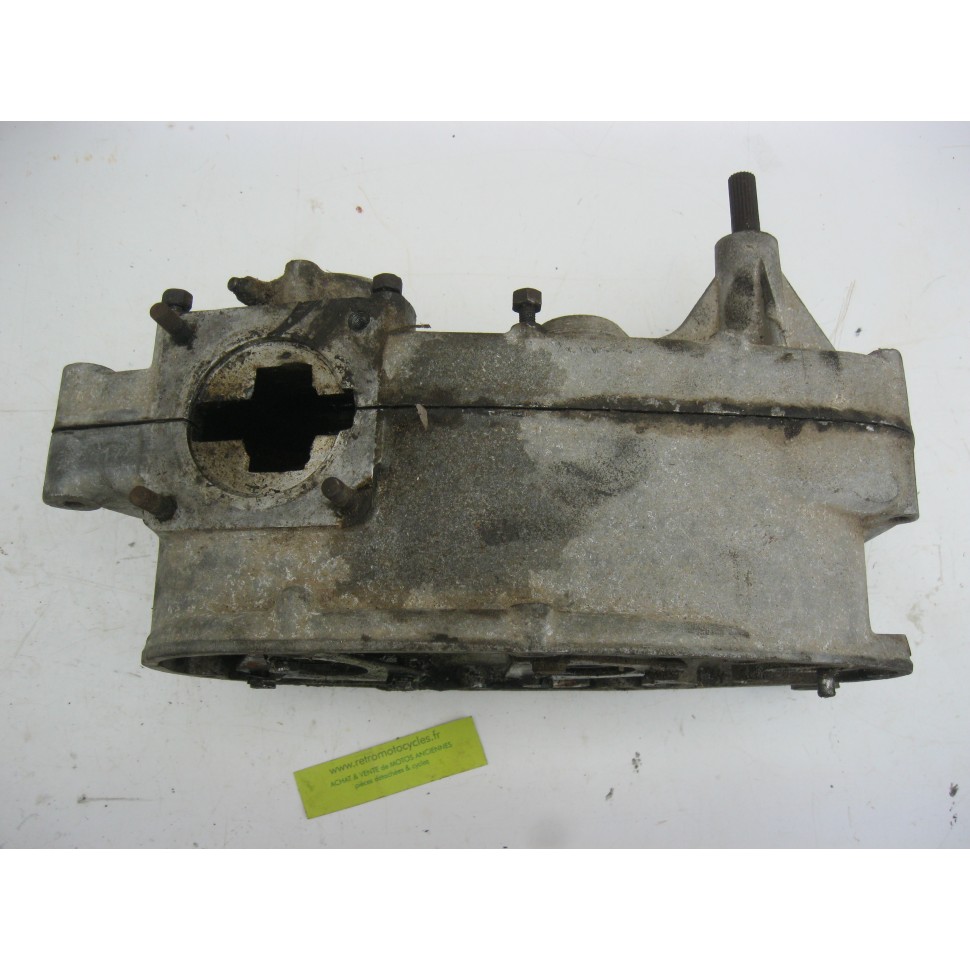 Ecrou d'échappement PEUGEOT 125 / 175