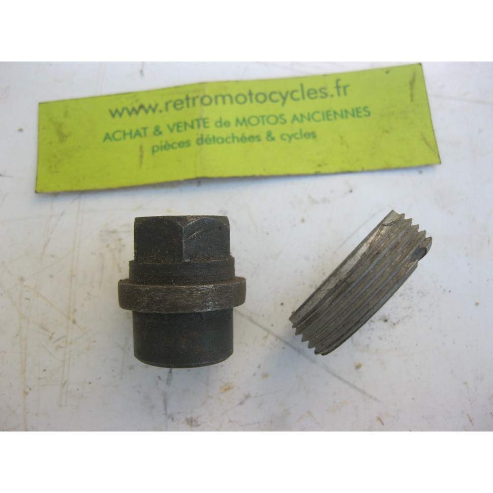 vis / arrache de volant magnétique TERRO T 125. N.O.S.