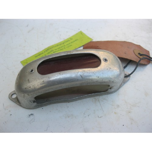 feu rouge pour plaque d'immatriculation  MOTOBECANE. N.O.S.