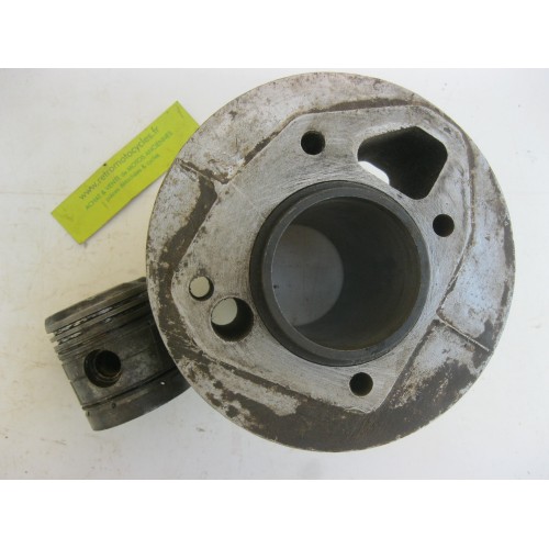 cylindre / piston MOTOBECANE 125 Z
