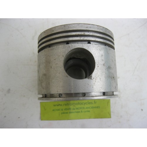 Piston CHAISE 350. N.O.S.