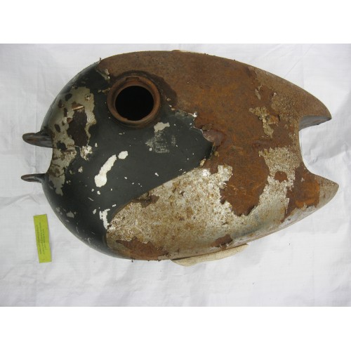 Réservoir  d'essence GILLET HERST AL 500