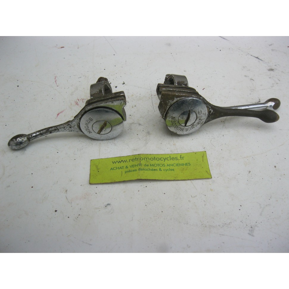 paire de manettes BOWDEN