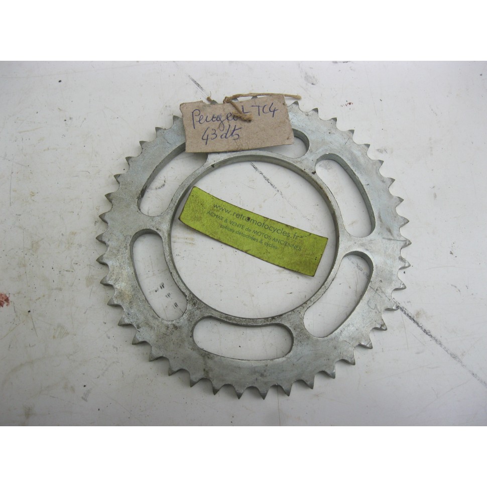 couronne 43 dents. N.O.S.