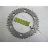 couronne 43 dents. N.O.S.