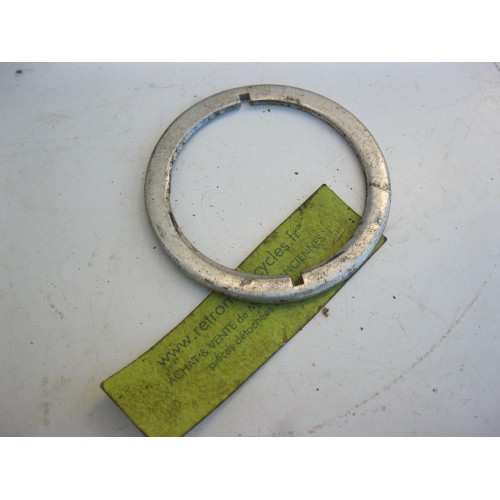 ecrou de réservoir TERROT 100 / 500. N.O.S.