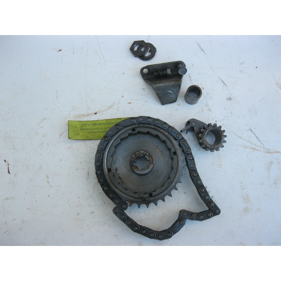 Ecrou d'échappement PEUGEOT 125 / 175