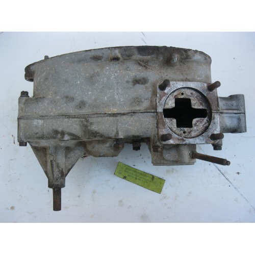 Ecrou d'échappement PEUGEOT 125 / 175