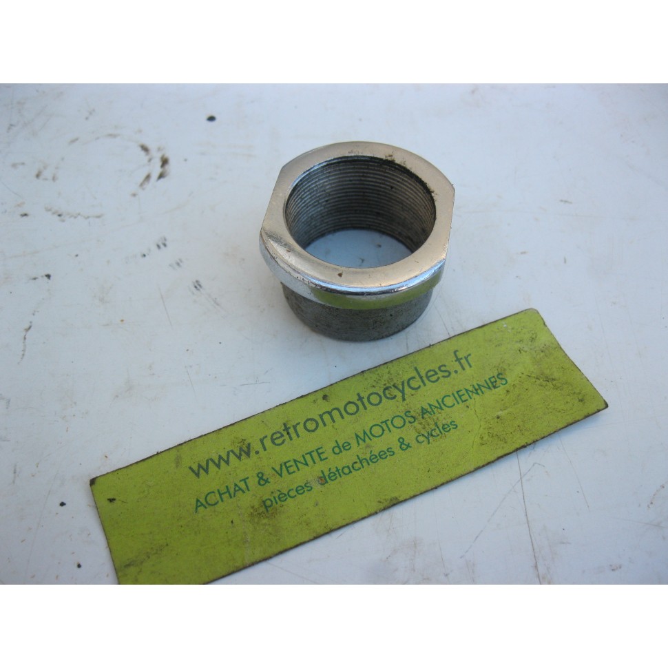 Ecrou de colonne de direction PEUGEOT 100