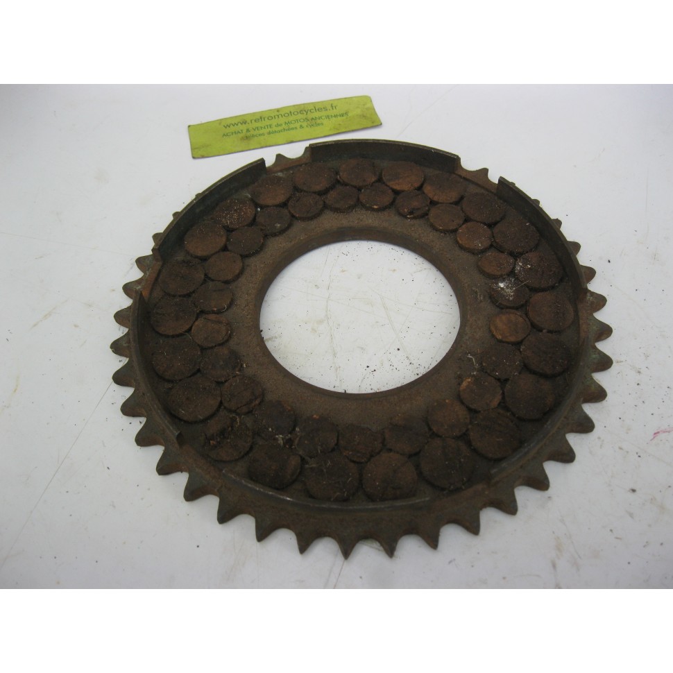 disque d'embrayage. N.O.S.