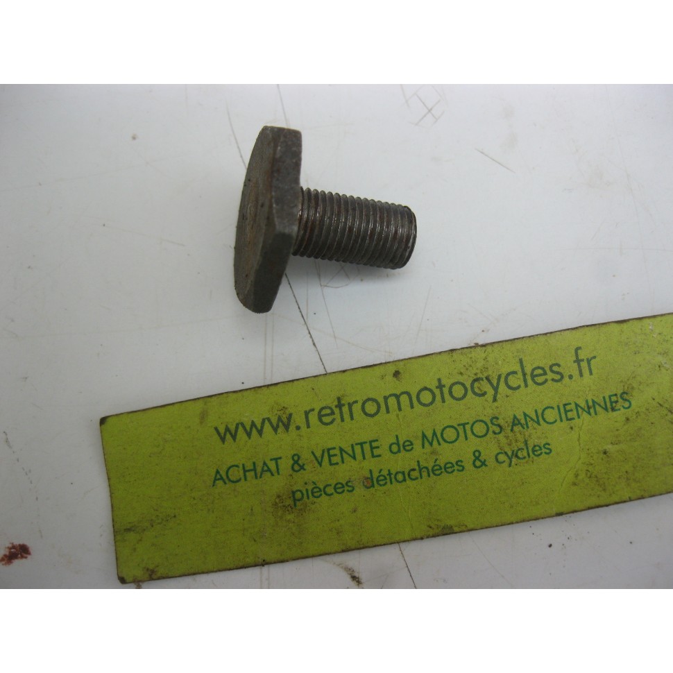 vis d'embrayage MOTOBECANE. N.O.S.