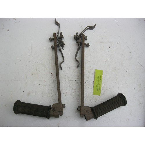 support de repose pied MOTOBECANE 175 Z23
