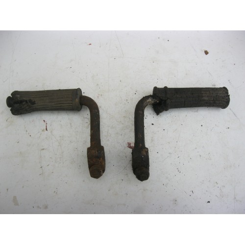 reposes pieds PEUGEOT 125