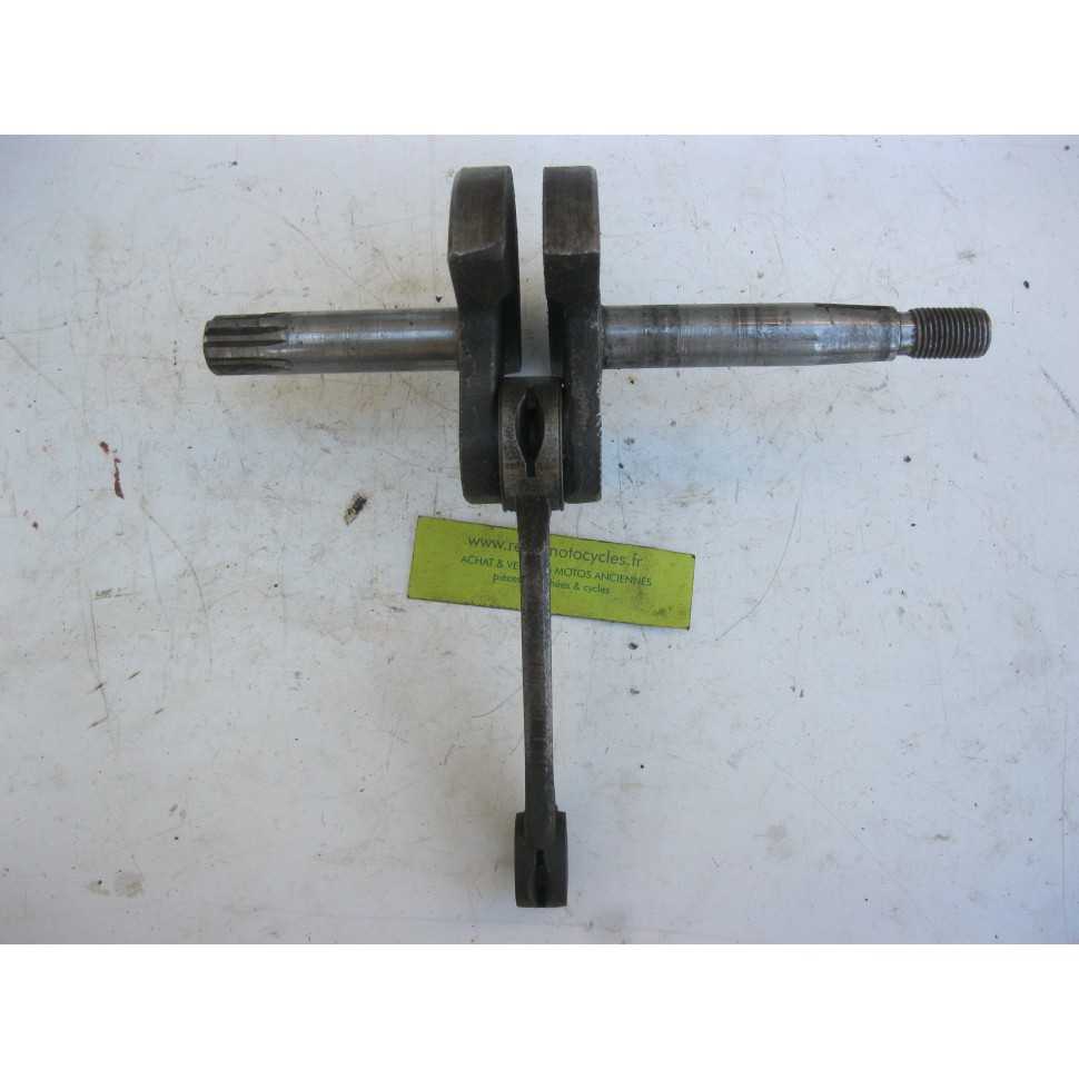 Ecrou d'échappement PEUGEOT 125 / 175