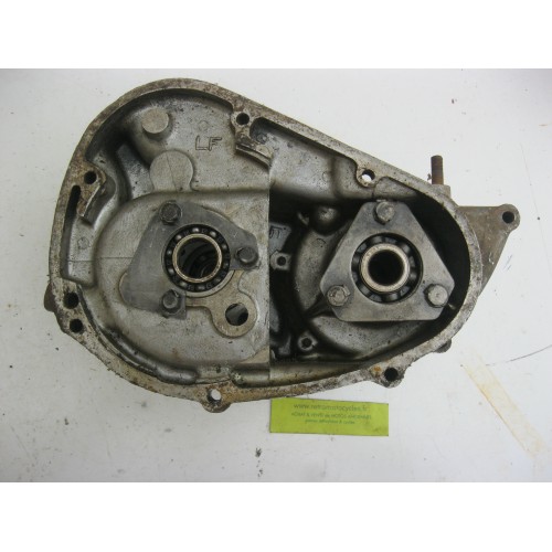 Ecrou d'échappement PEUGEOT 125 / 175