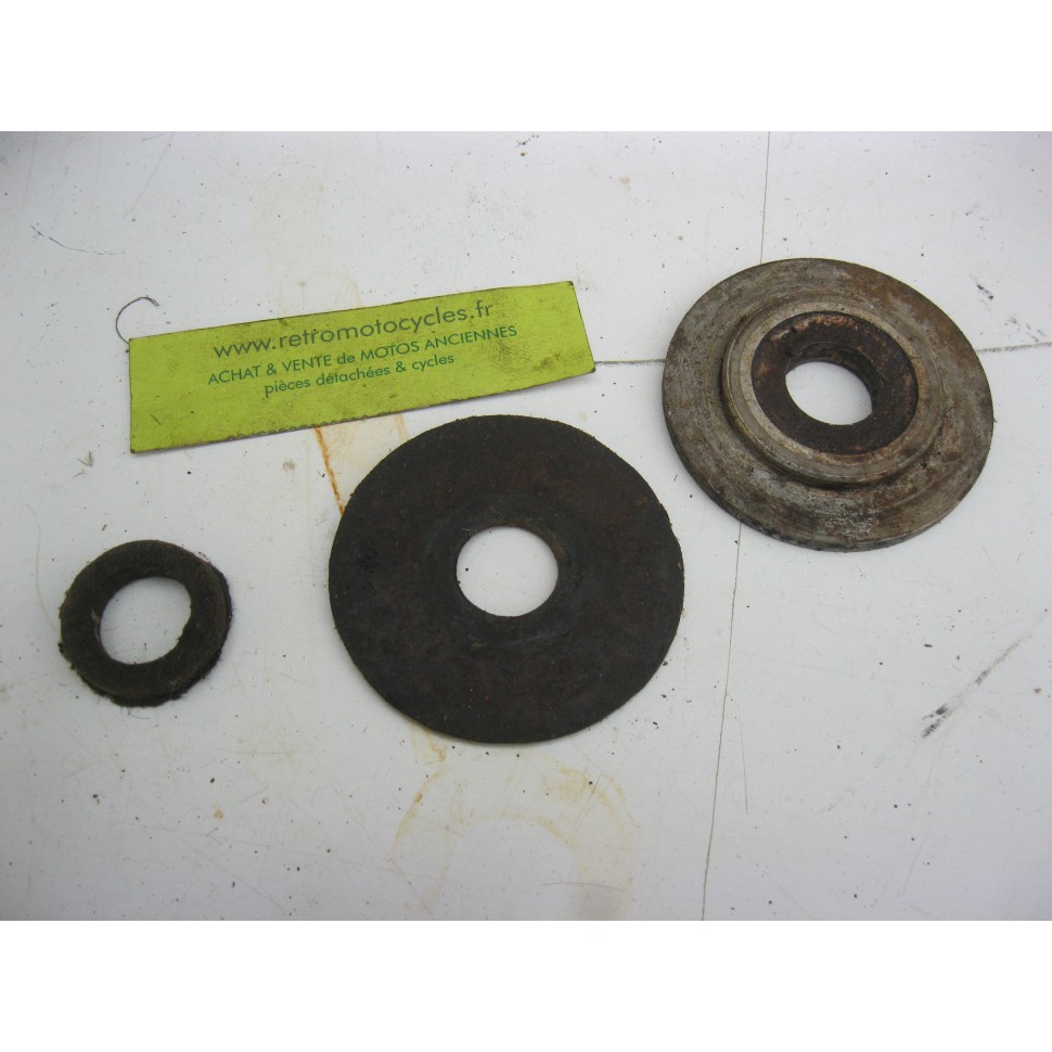 Ecrou d'échappement PEUGEOT 125 / 175