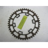 couronne 46 dents. N.O.S.