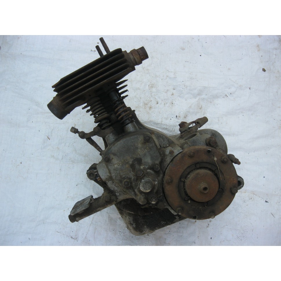 moteur  PEUGEOT 175 P109