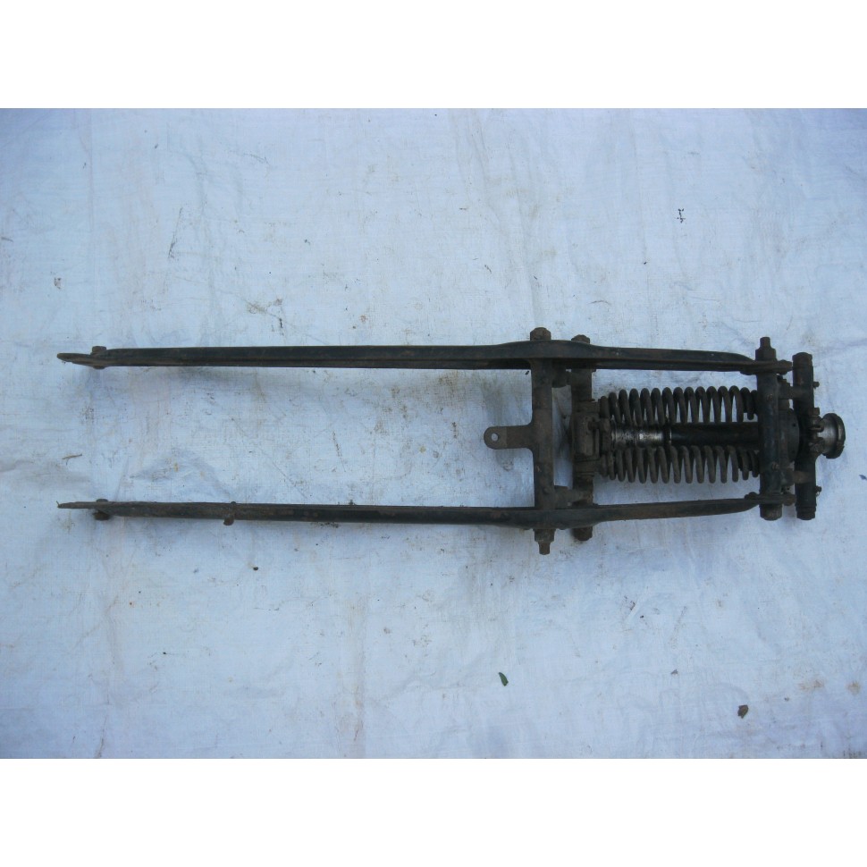 fourche PEUGEOT  P109 / P110