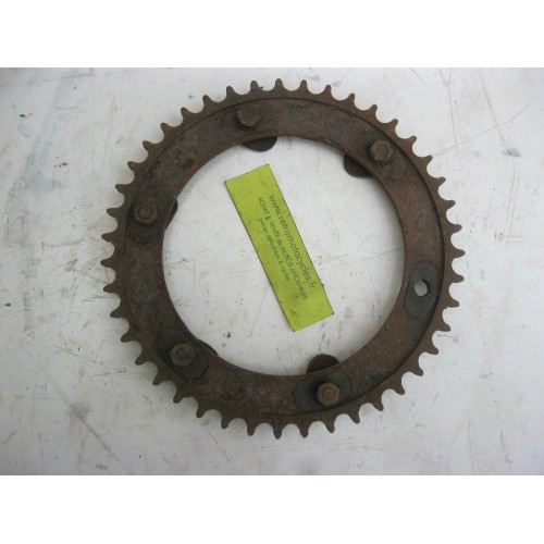 couronne 43 dents.