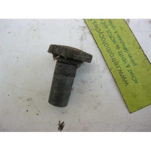 ecrou cache culbuteur MOTOBECANE 175 Z2C