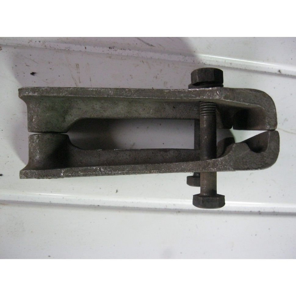 support de dynamo PEUGEOT 250 P108