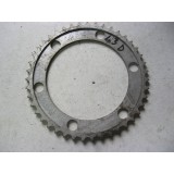 couronne 43 dents. N.O.S.