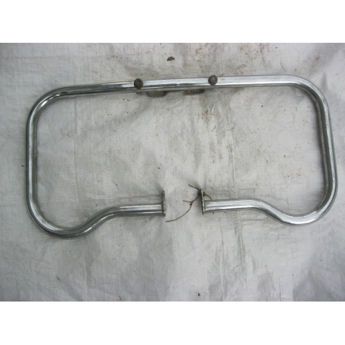 Pare chocs 125  AUTOMOTO. N.O.S.